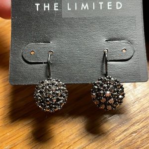 Little black crystal earrings.